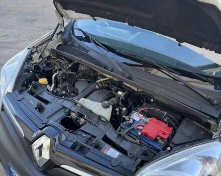 Белый Рено Кенгу, объемом двигателя 1.5 л и пробегом 346 тыс. км за 9500 $, фото 12 на Automoto.ua