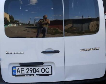 Білий Рено Кєнгу, об'ємом двигуна 1.46 л та пробігом 127 тис. км за 10000 $, фото 3 на Automoto.ua
