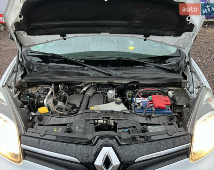 Білий Рено Кєнгу, об'ємом двигуна 1.46 л та пробігом 218 тис. км за 10500 $, фото 22 на Automoto.ua