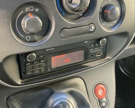 Білий Рено Кєнгу, об'ємом двигуна 1.5 л та пробігом 225 тис. км за 6500 $, фото 8 на Automoto.ua