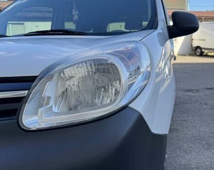 Белый Рено Кенгу, объемом двигателя 1.5 л и пробегом 346 тыс. км за 9500 $, фото 6 на Automoto.ua