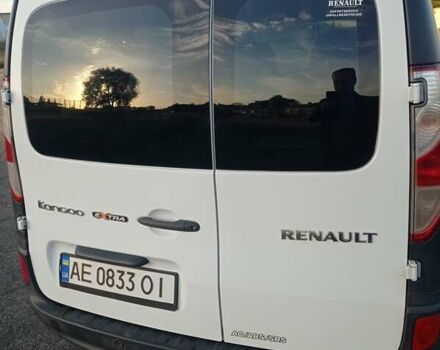 Белый Рено Кенгу, объемом двигателя 1.46 л и пробегом 199 тыс. км за 7300 $, фото 11 на Automoto.ua