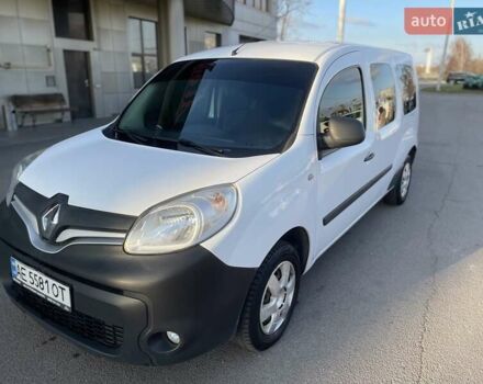 Белый Рено Кенгу, объемом двигателя 1.46 л и пробегом 330 тыс. км за 9500 $, фото 15 на Automoto.ua