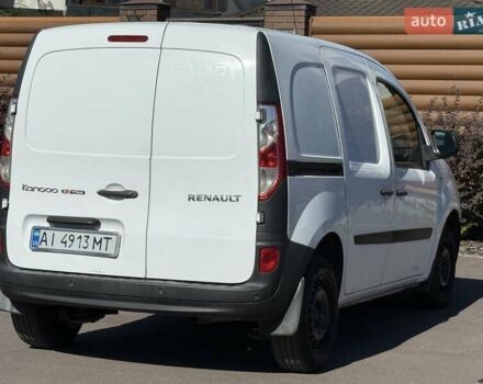 Белый Рено Кенгу, объемом двигателя 1.46 л и пробегом 230 тыс. км за 9499 $, фото 29 на Automoto.ua
