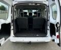 Белый Рено Кенгу, объемом двигателя 1.5 л и пробегом 227 тыс. км за 11700 $, фото 12 на Automoto.ua