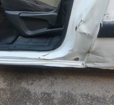 Белый Рено Кенгу, объемом двигателя 1.46 л и пробегом 347 тыс. км за 5500 $, фото 16 на Automoto.ua