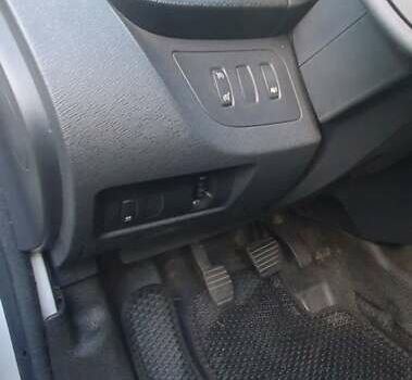 Белый Рено Кенгу, объемом двигателя 1.46 л и пробегом 347 тыс. км за 5500 $, фото 19 на Automoto.ua