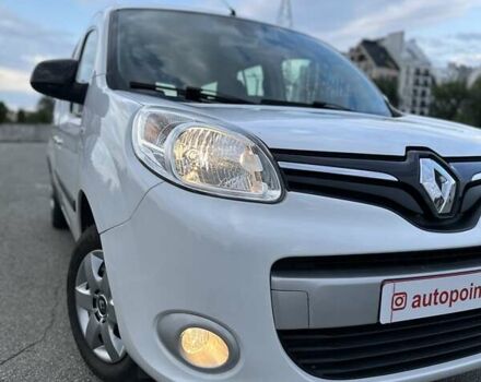 Белый Рено Кенгу, объемом двигателя 1.5 л и пробегом 227 тыс. км за 11700 $, фото 1 на Automoto.ua