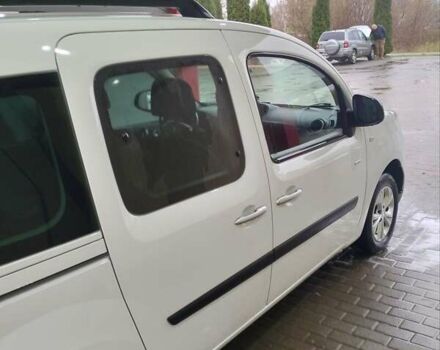 Белый Рено Кенгу, объемом двигателя 1.5 л и пробегом 244 тыс. км за 11200 $, фото 3 на Automoto.ua