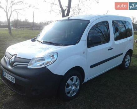 Белый Рено Кенгу, объемом двигателя 1.5 л и пробегом 186 тыс. км за 9400 $, фото 10 на Automoto.ua