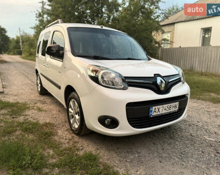 Білий Рено Кєнгу, об'ємом двигуна 1.5 л та пробігом 240 тис. км за 9499 $, фото 11 на Automoto.ua