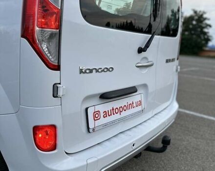 Белый Рено Кенгу, объемом двигателя 1.5 л и пробегом 227 тыс. км за 11700 $, фото 9 на Automoto.ua