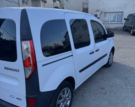 Белый Рено Кенгу, объемом двигателя 1.5 л и пробегом 346 тыс. км за 9500 $, фото 3 на Automoto.ua