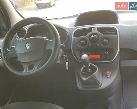 Белый Рено Кенгу, объемом двигателя 1.46 л и пробегом 330 тыс. км за 9500 $, фото 14 на Automoto.ua
