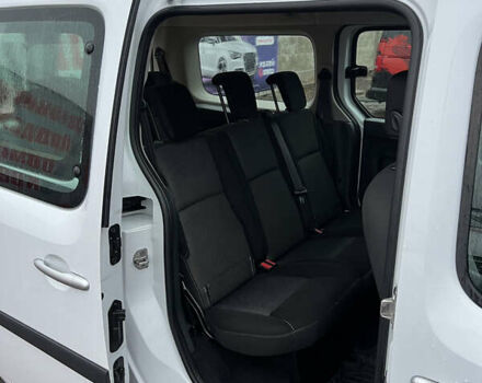 Білий Рено Кєнгу, об'ємом двигуна 1.46 л та пробігом 218 тис. км за 10500 $, фото 17 на Automoto.ua