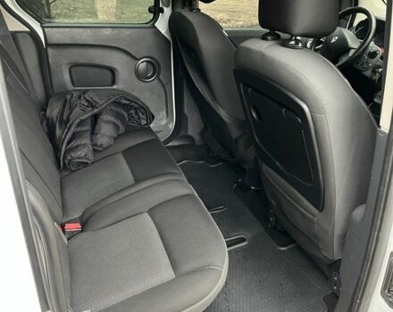 Белый Рено Кенгу, объемом двигателя 0 л и пробегом 250 тыс. км за 9700 $, фото 7 на Automoto.ua