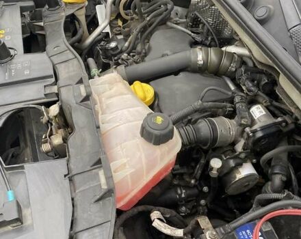 Білий Рено Кєнгу, об'ємом двигуна 1.46 л та пробігом 150 тис. км за 13500 $, фото 23 на Automoto.ua