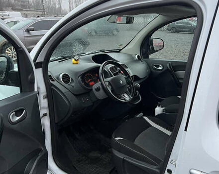 Білий Рено Кєнгу, об'ємом двигуна 1.46 л та пробігом 218 тис. км за 10500 $, фото 10 на Automoto.ua