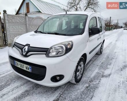 Белый Рено Кенгу, объемом двигателя 1.5 л и пробегом 283 тыс. км за 9500 $, фото 3 на Automoto.ua