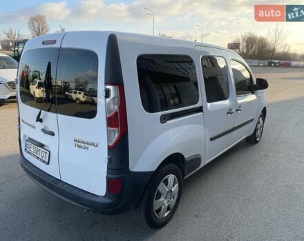 Белый Рено Кенгу, объемом двигателя 1.46 л и пробегом 330 тыс. км за 9500 $, фото 7 на Automoto.ua