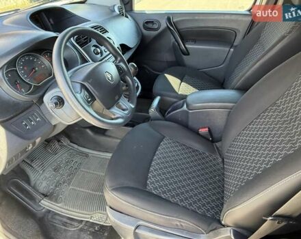 Белый Рено Кенгу, объемом двигателя 1.46 л и пробегом 230 тыс. км за 9499 $, фото 36 на Automoto.ua