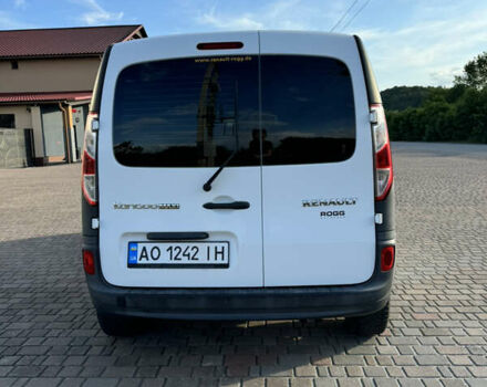 Белый Рено Кенгу, объемом двигателя 1.5 л и пробегом 211 тыс. км за 9000 $, фото 5 на Automoto.ua