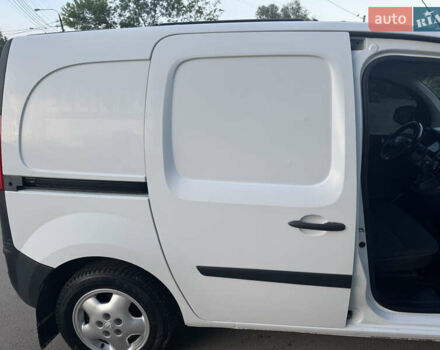 Белый Рено Кенгу, объемом двигателя 1.5 л и пробегом 150 тыс. км за 7800 $, фото 25 на Automoto.ua