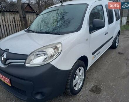 Белый Рено Кенгу, объемом двигателя 1.5 л и пробегом 71 тыс. км за 10850 $, фото 2 на Automoto.ua
