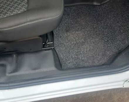 Рено Кєнгу 2016 у Вышгороде на Automoto.ua Білий Рено Кєнгу, об'ємом двигуна 1.46 л та пробігом 220 тис. км за 8100 $, фото 4 на Automoto.ua