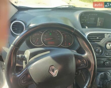 Белый Рено Кенгу, объемом двигателя 1.46 л и пробегом 214 тыс. км за 12500 $, фото 2 на Automoto.ua