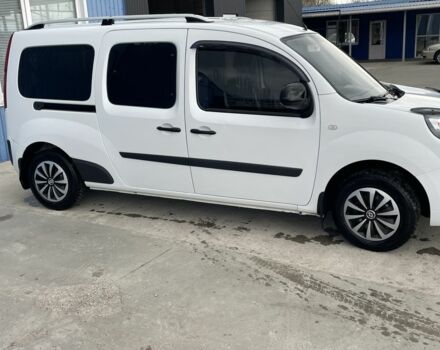 Білий Рено Кєнгу, об'ємом двигуна 1.5 л та пробігом 230 тис. км за 12500 $, фото 2 на Automoto.ua