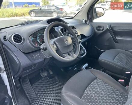 Белый Рено Кенгу, объемом двигателя 0 л и пробегом 75 тыс. км за 8800 $, фото 18 на Automoto.ua