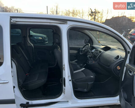 Белый Рено Кенгу, объемом двигателя 1.5 л и пробегом 263 тыс. км за 8950 $, фото 20 на Automoto.ua