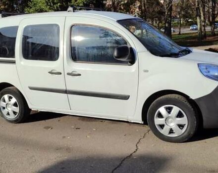 Білий Рено Кєнгу, об'ємом двигуна 1.46 л та пробігом 260 тис. км за 9000 $, фото 1 на Automoto.ua