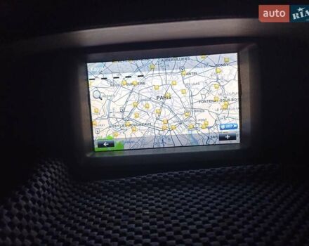 Білий Рено Кєнгу, об'ємом двигуна 1.5 л та пробігом 250 тис. км за 9700 $, фото 16 на Automoto.ua