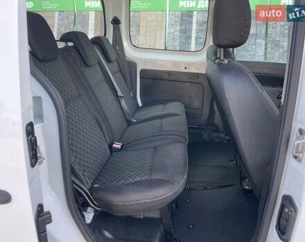 Белый Рено Кенгу, объемом двигателя 0 л и пробегом 75 тыс. км за 8800 $, фото 25 на Automoto.ua