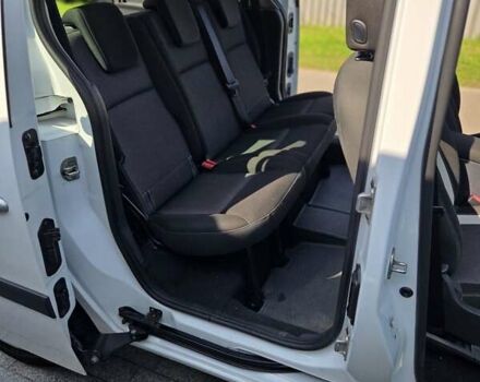 Білий Рено Кєнгу, об'ємом двигуна 1.46 л та пробігом 270 тис. км за 10800 $, фото 5 на Automoto.ua