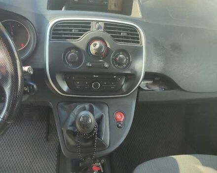 Белый Рено Кенгу, объемом двигателя 1.46 л и пробегом 214 тыс. км за 12500 $, фото 8 на Automoto.ua