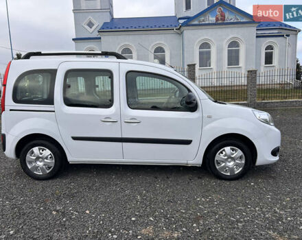 Білий Рено Кєнгу, об'ємом двигуна 1.5 л та пробігом 203 тис. км за 11450 $, фото 5 на Automoto.ua