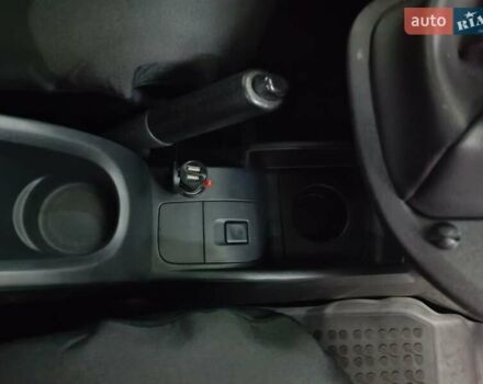 Белый Рено Кенгу, объемом двигателя 1.46 л и пробегом 109 тыс. км за 9700 $, фото 31 на Automoto.ua