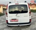 Білий Рено Кєнгу, об'ємом двигуна 1.5 л та пробігом 212 тис. км за 10950 $, фото 12 на Automoto.ua