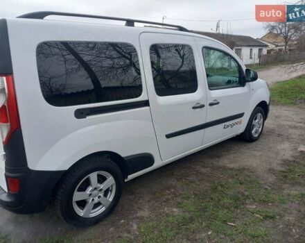 Белый Рено Кенгу, объемом двигателя 1.5 л и пробегом 71 тыс. км за 10850 $, фото 8 на Automoto.ua