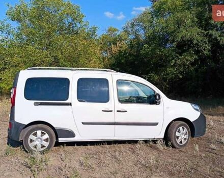 Білий Рено Кєнгу, об'ємом двигуна 1.46 л та пробігом 179 тис. км за 10500 $, фото 9 на Automoto.ua