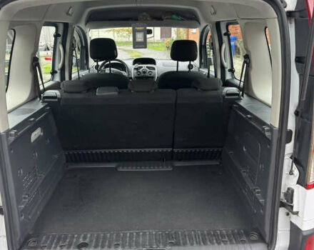 Белый Рено Кенгу, объемом двигателя 1.46 л и пробегом 196 тыс. км за 11500 $, фото 6 на Automoto.ua