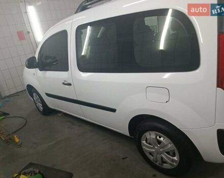 Белый Рено Кенгу, объемом двигателя 1.46 л и пробегом 109 тыс. км за 9700 $, фото 5 на Automoto.ua