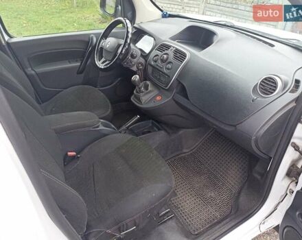 Білий Рено Кєнгу, об'ємом двигуна 1.5 л та пробігом 250 тис. км за 9700 $, фото 17 на Automoto.ua