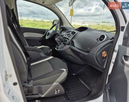 Рено Кенгу 2016 в Хороле на Automoto.ua Белый Рено Кенгу, объемом двигателя 1.5 л и пробегом 219 тыс. км за 10250 $, фото 22 на Automoto.ua