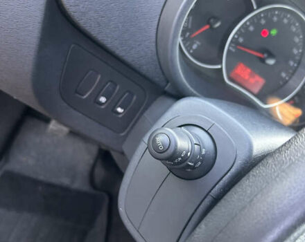 Білий Рено Кєнгу, об'ємом двигуна 1.5 л та пробігом 203 тис. км за 11450 $, фото 14 на Automoto.ua