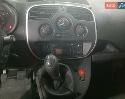 Белый Рено Кенгу, объемом двигателя 1.46 л и пробегом 109 тыс. км за 9700 $, фото 40 на Automoto.ua