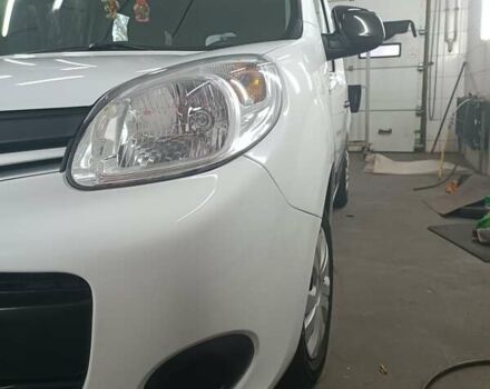 Белый Рено Кенгу, объемом двигателя 1.46 л и пробегом 109 тыс. км за 9700 $, фото 2 на Automoto.ua